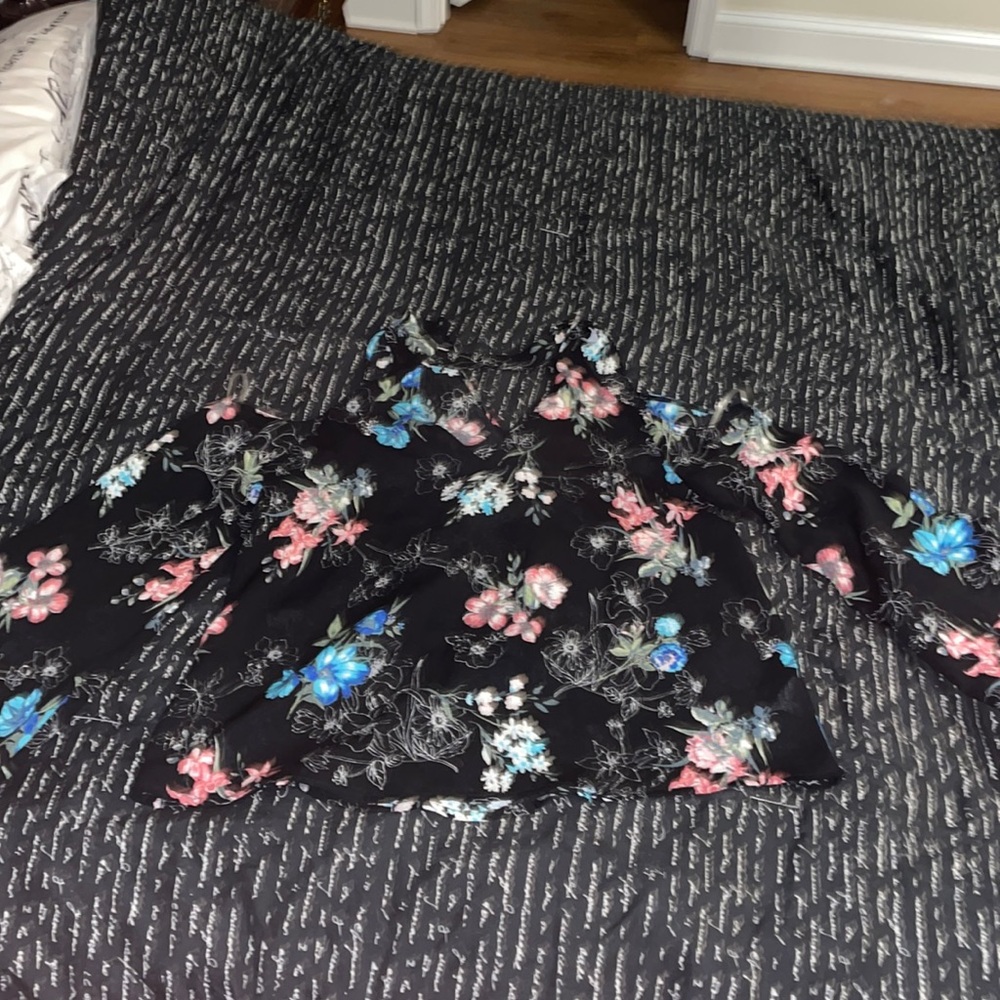 Black Floral Open Shoulder Top